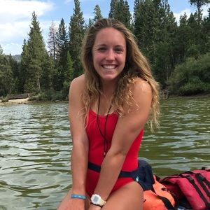 Meet your Posher, Brittany